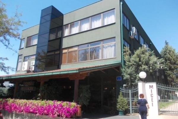 Hotel Hunter's Lodge Kamnik (Skopje)